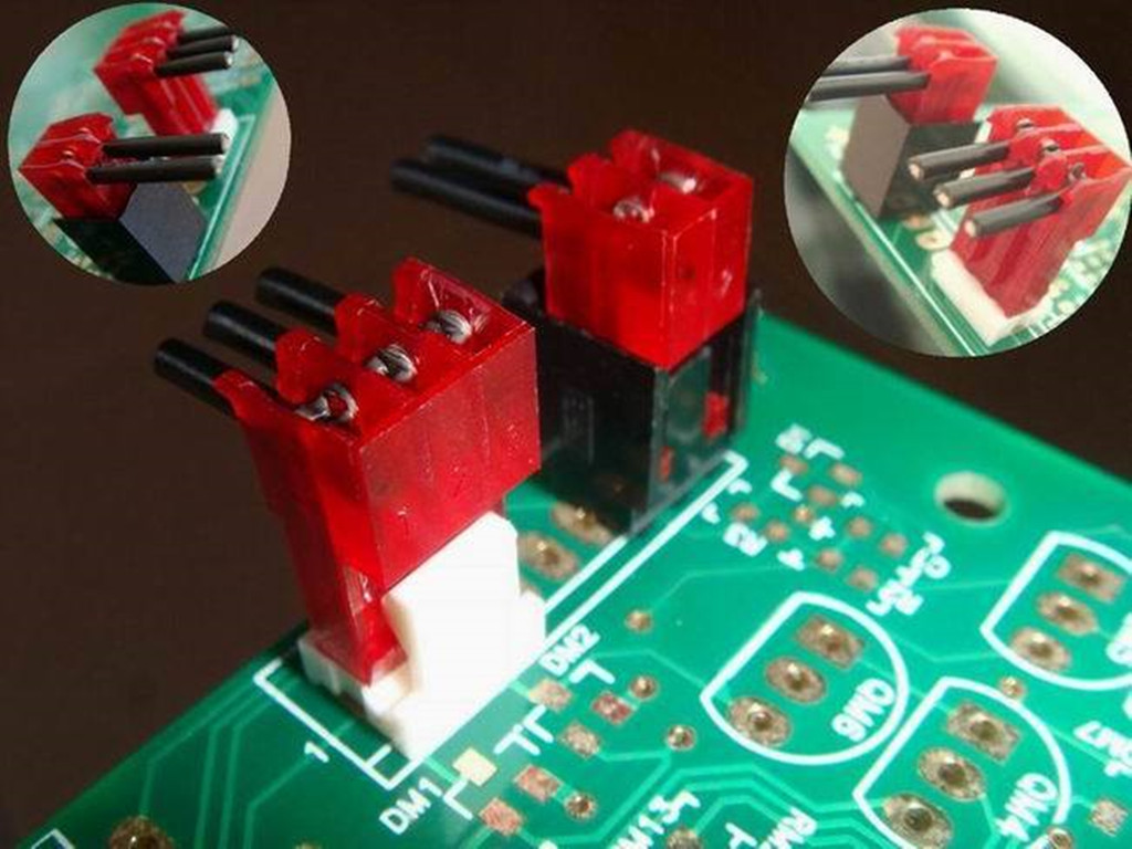 Connettori IDC HRB – Esempio di macchina da caff&egrave;