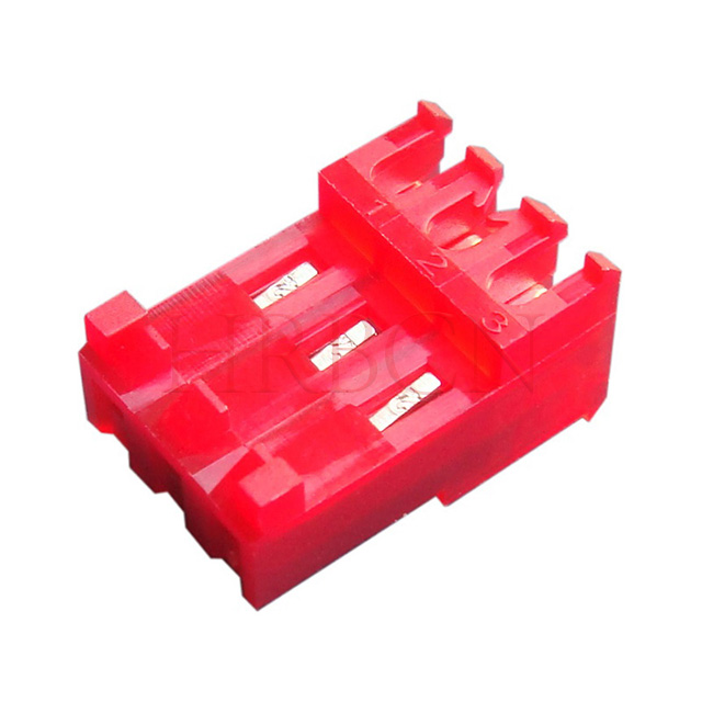 3.96 Alimentazione del passo tramite IDC con linguette polarizzanti M7060-NCR