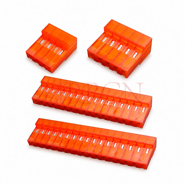 Connettore IDC con passo da 3,96 mm senza rampa di bloccaggio